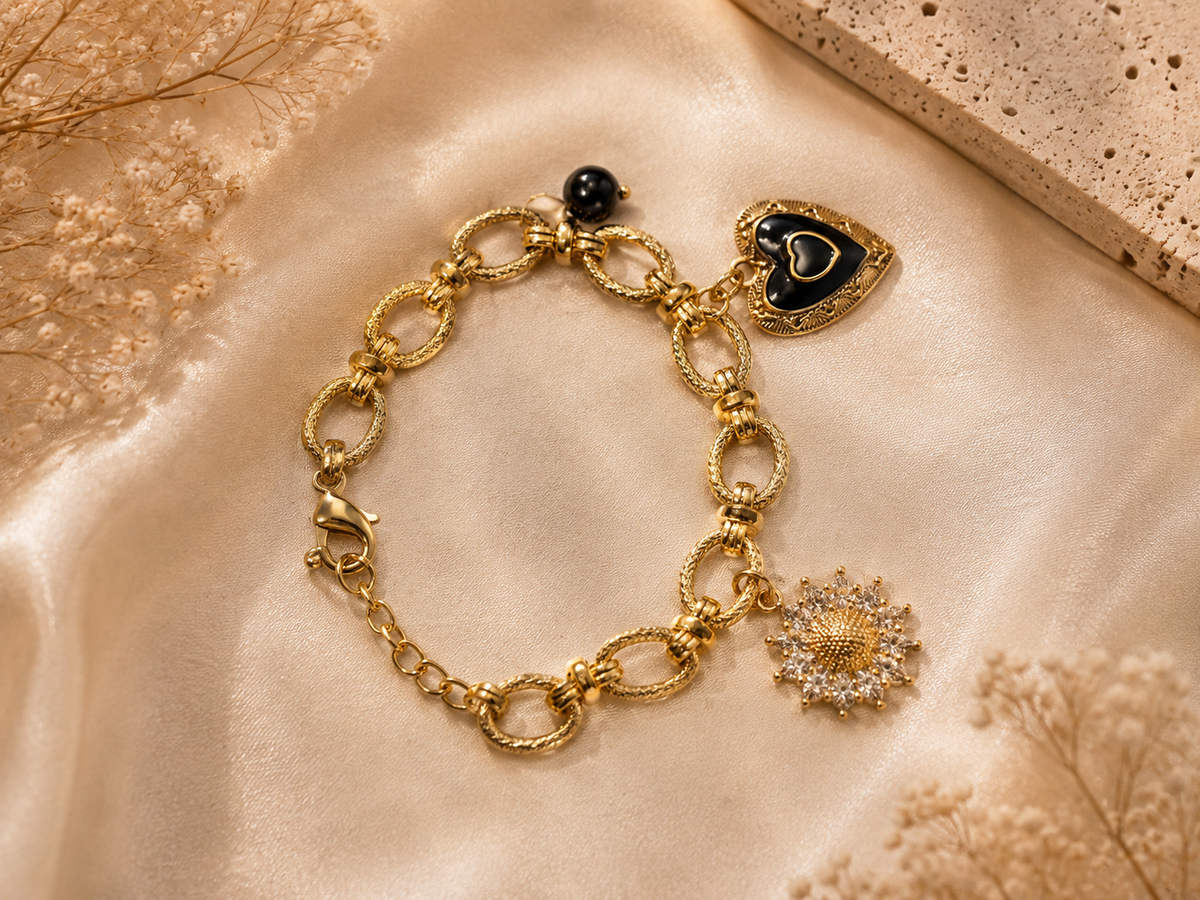 CHARM BRACELET